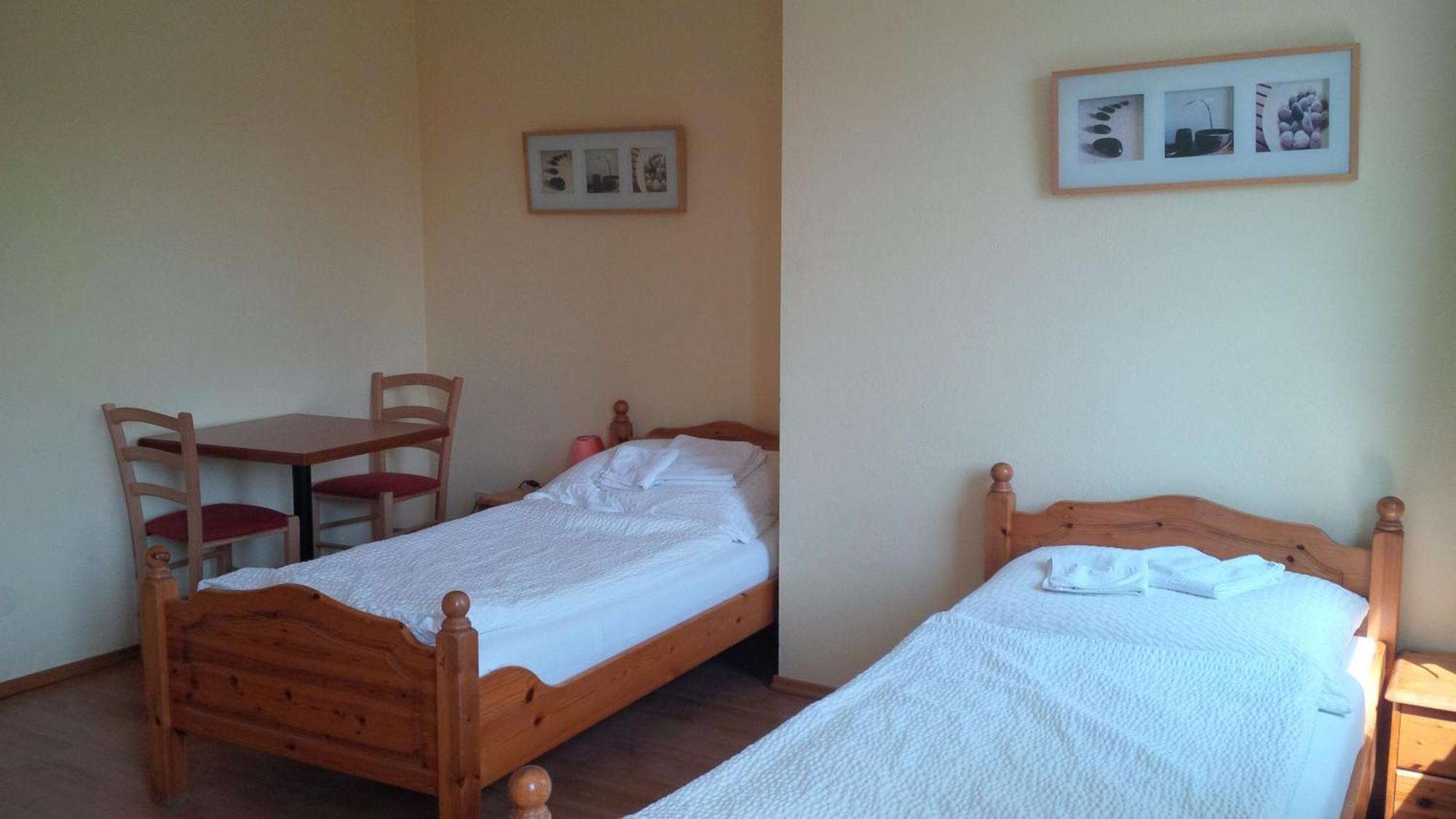 Fruehstueckspension Stefanie Wenen Kamer foto